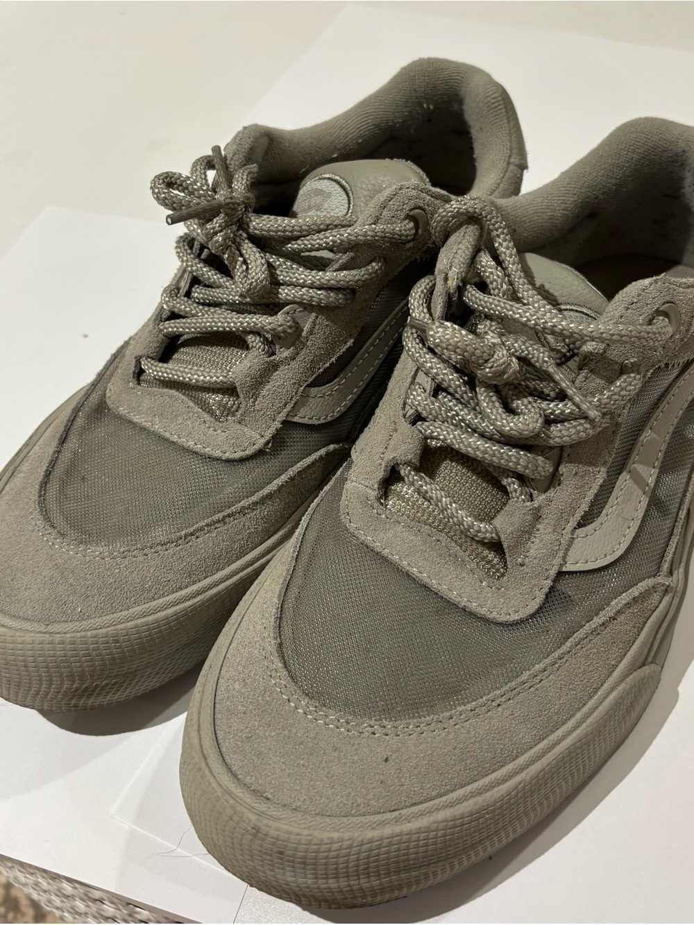 Vans Men's Low-Top Sneakers in Light Gray